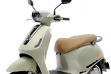 Mẫu xe điện dáng Vespa gây sốt thị trường: Phạm vi 105 km, nhiều công nghệ cao cấp, giá dễ tiếp cận