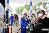 Thủ tướng: Không để cửa hàng xăng dầu dừng bán không có lý do
