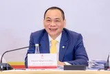 Cổ đông hỏi đường về xăng, tỷ phú Phạm Nhật Vượng khẳng định: “VinFast sẽ mãi mãi là hãng xe điện”