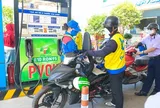 “Phủ sóng” xăng E10 từ 1/6: Chuyên gia giải mã loạt lo ngại về chất lượng
