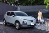 Sau 2 năm sử dụng, chủ xe mua VinFast VF 5 chạy dịch vụ đã nói thật, công khai so sánh Toyota Vios