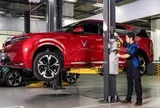 VinFast VF 9 bị gặp sự cố, chủ xe mang tới xưởng dịch vụ đã nói thẳng về trình độ tay nghề của kỹ thuật viên