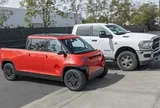 Khám phá mẫu bán tải điện nhỏ nhất thế giới: Nhỏ như Mini Cooper, chở hàng ngang Ford Ranger, sạc đầy trong 20 phút
