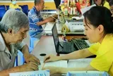 Hơn 20.000 người ở Hà Nội nguy cơ gián đoạn nhận lương hưu tháng 7