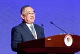 Bỏ bục giảng để đi nhặt phế liệu, một cựu giáo sư đại học bất ngờ xây dựng nên đế chế tỷ USD
