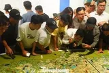 Hàng nghìn người chen chân xem triển lãm Quy hoạch tổng thể Thủ đô tầm nhìn 100 năm