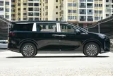 Hơn 700 triệu đồng cho một chiếc MPV dài 5,2 mét ngập tràn công nghệ, chạy điện 1.100 km, phả hơi nóng vào Kia Carnival