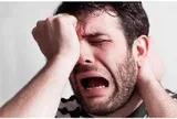 Cổ phiếu "chất sàn", nhà đầu tư nên làm gì khi bị kẹp hàng?