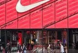 Nóng: Nike cắt đứt quan hệ với hàng nghìn nhà phân phối trực tuyến
