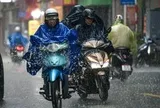 Thời tiết hôm nay 6-8: Bắc Bộ mưa to, bão trên Biển Đông suy yếu