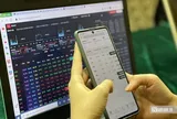 VN-Index áp sát 1.800 điểm, dòng tiền chững lại trước vùng kháng cự