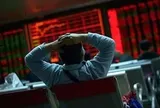 Cổ phiếu trụ bị bán mạnh, VN-Index 'rơi' 64 điểm sau 2 phiên