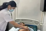 Người đàn ông suýt liệt tay chân vì nhầm hạ kali với hạ canxi