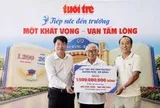 Nhà hảo tâm Quảng Nam - Đà Nẵng trao 1,5 tỉ đồng cho Tuổi Trẻ tiếp sức đến trường