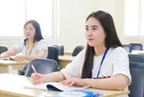 Tan ca không vội nghỉ, công nhân học tiếng Hàn, tiếng Trung, đầu tư cho tương lai