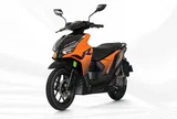 Khách Việt vừa có thêm lựa chọn xe máy điện mới: Giá hơn 33 triệu, pin kép đi gần 200 km/lần sạc, thách thức Honda Vision