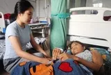 Nữ tân sinh viên Bảo Châu: 'Mẹ ơi, học đại học vì con muốn tự cứu được mẹ'