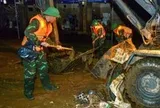 Quân đội, công an xuyên đêm dọn chợ Giếng Vuông, đón 800 tiểu thương trở lại buôn bán sau lũ