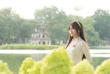 Con đường cẩm tú cầu tại hồ Gươm sốt rần rần cõi mạng