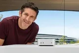 Apple chính thức có CEO mới, khép lại 15 năm Tim Cook điều hành