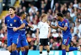 Man United thoát hiểm phút chót
