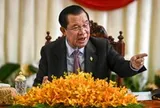 Ông Hun Sen than phiền vì bị nhắn tin xin tiền mua nhà, mua xe