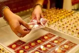Mua vàng đầu tuần, cuối tuần lỗ lớn