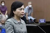 Bà Nguyễn Thị Kim Tiến xin nộp thêm 1,1 tỉ đồng, tòa tiếp tục xử vào chiều 1-10