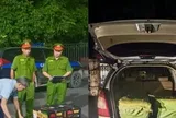 Công an thu giữ lô xúc xích không giấy tờ sắp bán ở cổng trường học