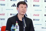 HLV Kim Sang Sik: 'Tôi chịu hoàn toàn trách nhiệm về kết quả thất vọng này'