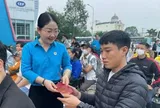 Mỗi người dịp Tết Đinh Mùi 2027 được nhận 2.000.000 đồng tiền mặt và 500.000 đồng quà hiện vật: Nhóm lao động nào được hưởng?
