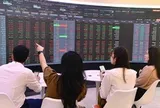 Hai cổ phiếu ngân hàng bất ngờ "hút" tiền nhóm tự doanh CTCK phiên 8/10