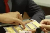 Giá vàng tăng, vì sao người mua lỗ nặng?
