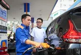 Lý giải nguyên nhân khiến giá xăng trong nước quay đầu giảm sau 6 lần tăng liên tiếp