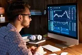 Một cổ phiếu "hot" bị khối ngoại xả hơn 350 tỷ đồng phiên cuối tuần