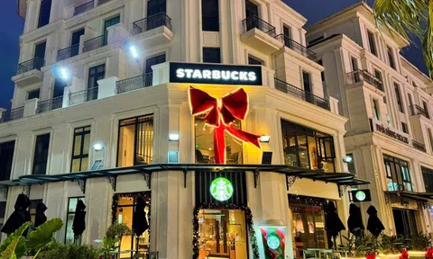 Vì sao Starbucks Việt Nam lại quyết định mở cửa hàng ồ ạt và phủ đến 16 tỉnh thành trong giai đoạn kinh tế khó khăn?