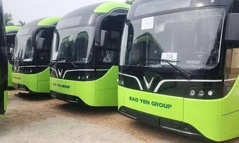 Sau Vinbus, thêm một công ty khai thác xe buýt điện tại Hà Nội, là mẫu xe "lạ" từng xuất hiện tại nhà máy của VinFast