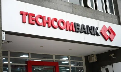 Techcombank đã trả xong 1.800 tỷ cho Manulife, bán một phần tòa nhà Hội sở tại TP.HCM cho Masan