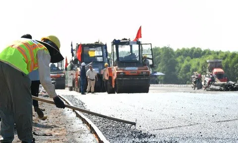 Thi công xuyên Tết tại 2 dự án trọng điểm quốc gia qua Đồng Nai