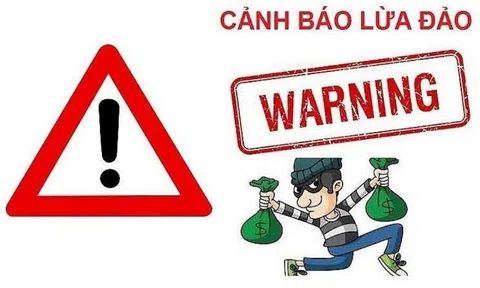 Ngân hàng cảnh báo chiêu lừa mạo danh dịp Tết: Lì xì online, mua sắm, giao hàng đều có bẫy!