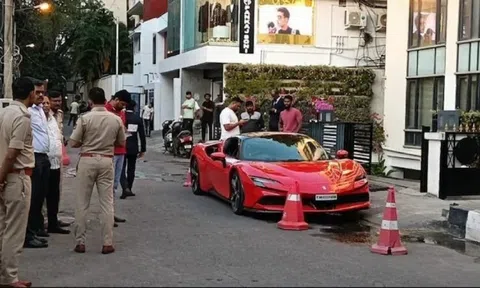 Hàng chục siêu xe Ferrari, Porsche 'nhập kho' vì trốn thuế đường bộ