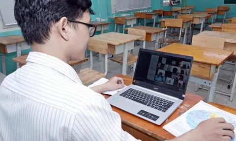 'Lách luật' dạy thêm bằng hình thức online, giáo viên có vi phạm Thông tư 29 không?