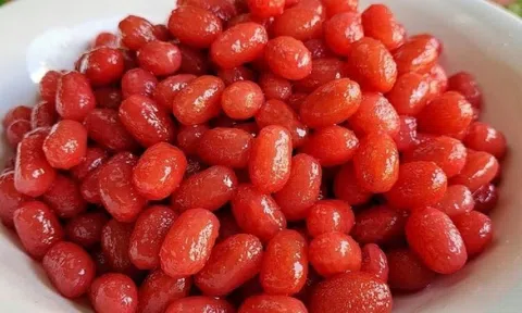 Loại quả từng rụng bỏ đi nay hóa 'vàng', làm mứt bán giá 200.000 đồng/kg