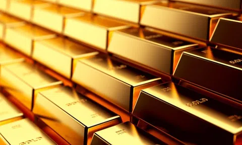Giá vàng hôm nay 1/5/2025 sụt giảm rồi hồi phục, SJC và nhẫn trơn trên đỉnh