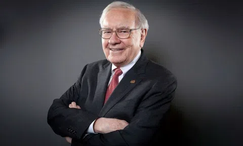 Huyền thoại Warren Buffett: 94 tuổi và vẫn chèo lái đế chế đầu tư lớn nhất thế giới