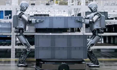 Hàng chục robot hình người đã hoàn thành khóa huấn luyện cộng tác đầu tiên: Trung Quốc chính thức bước sang một kỷ nguyên sản xuất mới