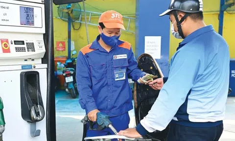 Giảm giá xăng dầu sau kỳ nghỉ lễ?
