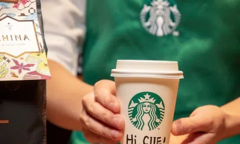 Đại chiến cà phê ở Trung Quốc: Gần 67.000 quán khai trương chỉ trong một năm, thị phần Starbucks tụt dốc chỉ còn 14%