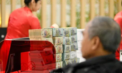 Điều xảy ra với các ngân hàng khi lãi suất tiền gửi đang thấp nhất lịch sử