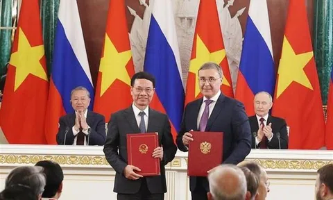 Tập đoàn năng lượng nguyên tử Nga Rosatom muốn cung cấp lò phản ứng hạt nhân VVER-1200 cho Việt Nam